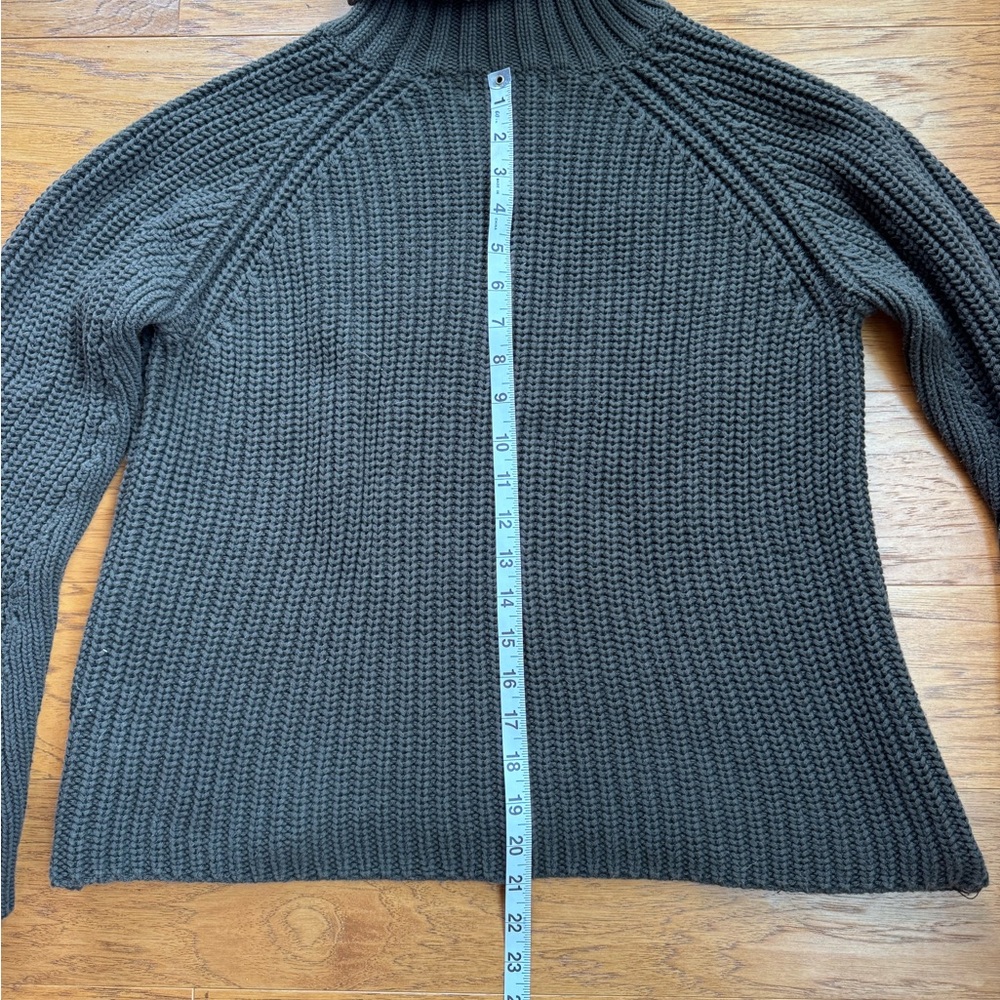 525 America Chunky Turtleneck Sweater - Picture 5 of 8